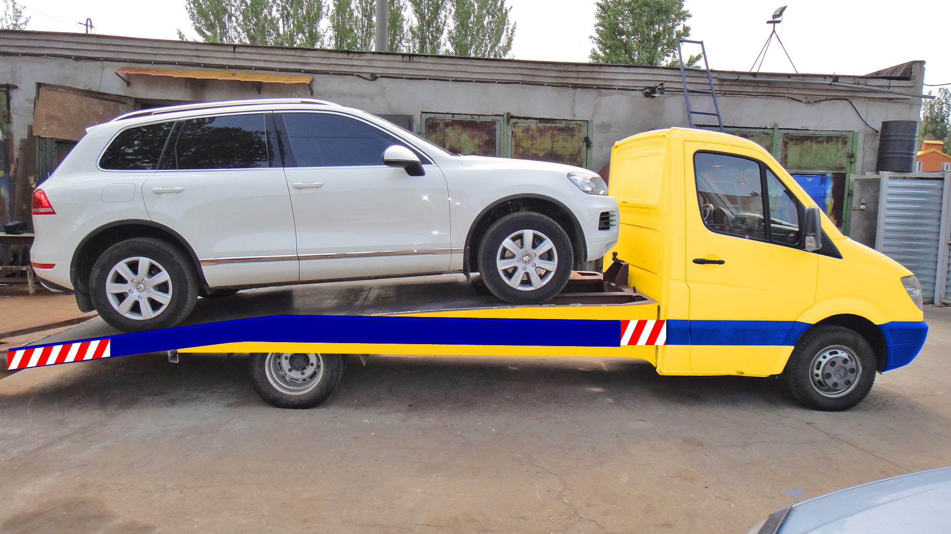Types of tow trucks and the prices of services in Nizhny Novgorod
